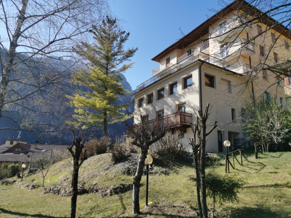 Hotel Miramonti Molveno Eksteriør bilde