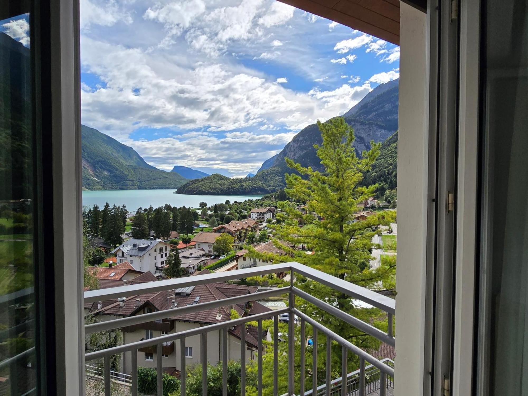 Hotel Miramonti Molveno Eksteriør bilde